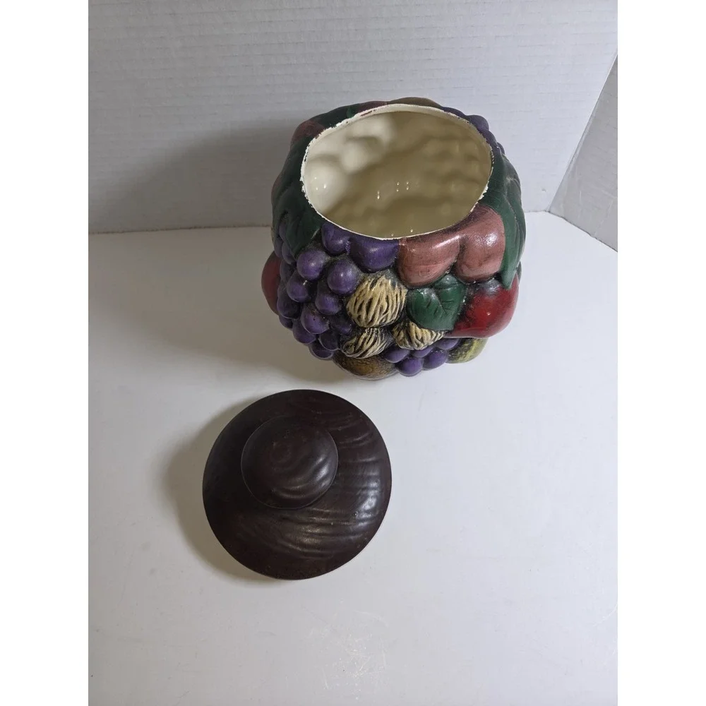 VINTAGE CERAMIC COOKIE JAR FRUIT BUNCH NUT HAND PAINTED